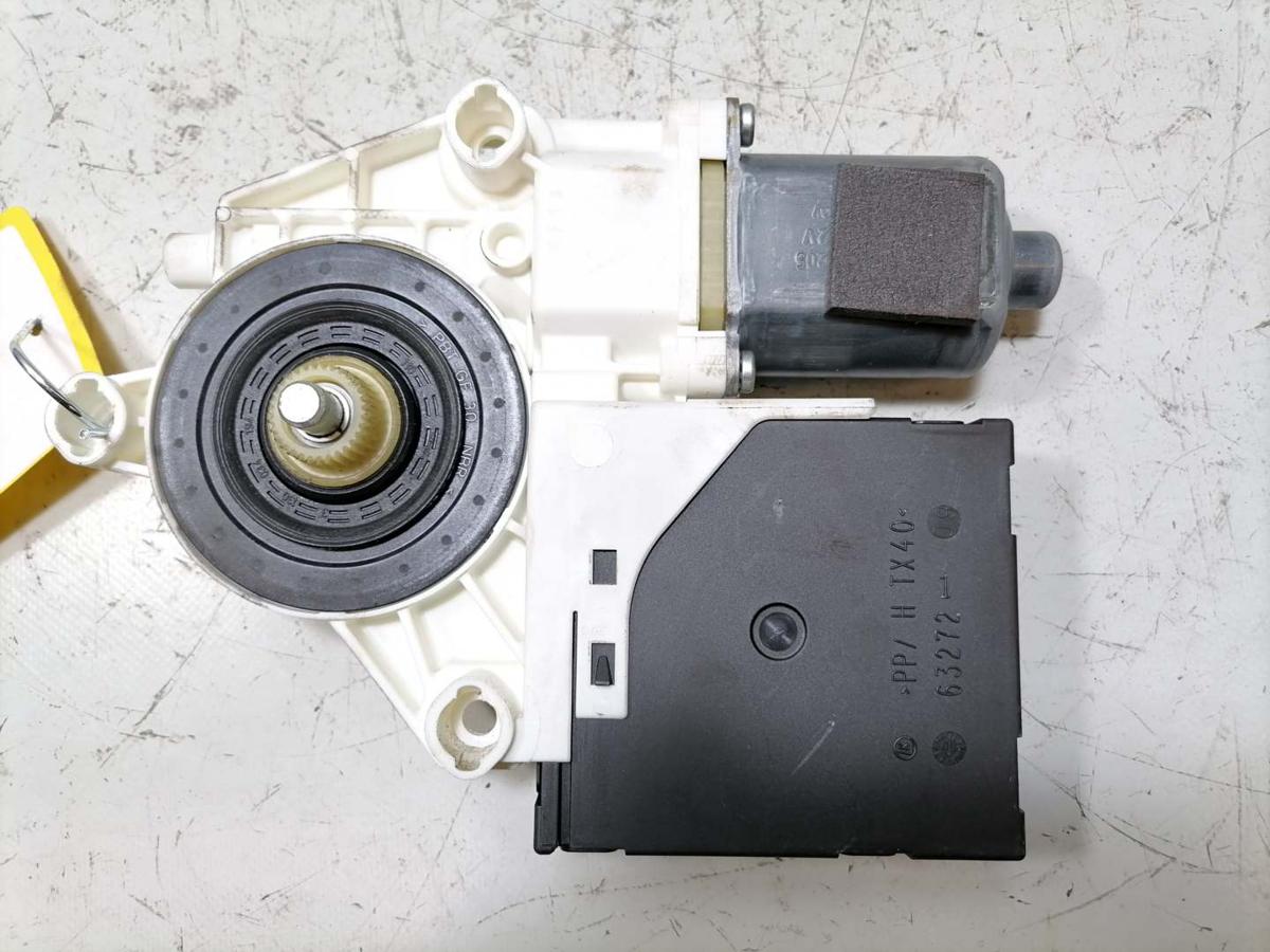 Audi A3 8P original Fensterhebermotor vorn rechts Bj.2010